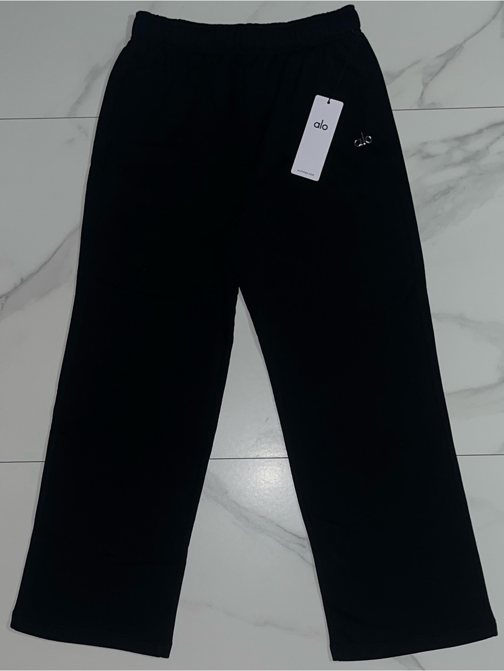 Alo Yoga Accolade Straight Leg Sweatpants Black Logo Large
